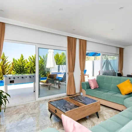 Uzumlu Village 2 Bedroom 6703 Kalkan