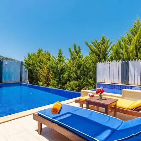 Uzumlu Village 2 Bedroom 6703
