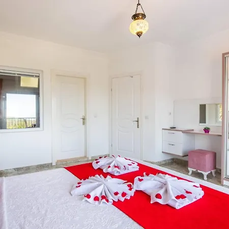 Willa Uzumlu Village 2 Bedroom 6703 Kalkan